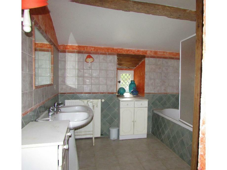 Logis De La Robliniere Bed & Breakfast Landevieille Bagian luar foto
